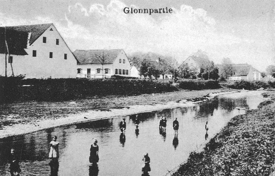 Glonnregulierung in Allershausen: Das Wasser konnte sich in die Breite ausdehnen, daher war die Glonn sehr seicht.
