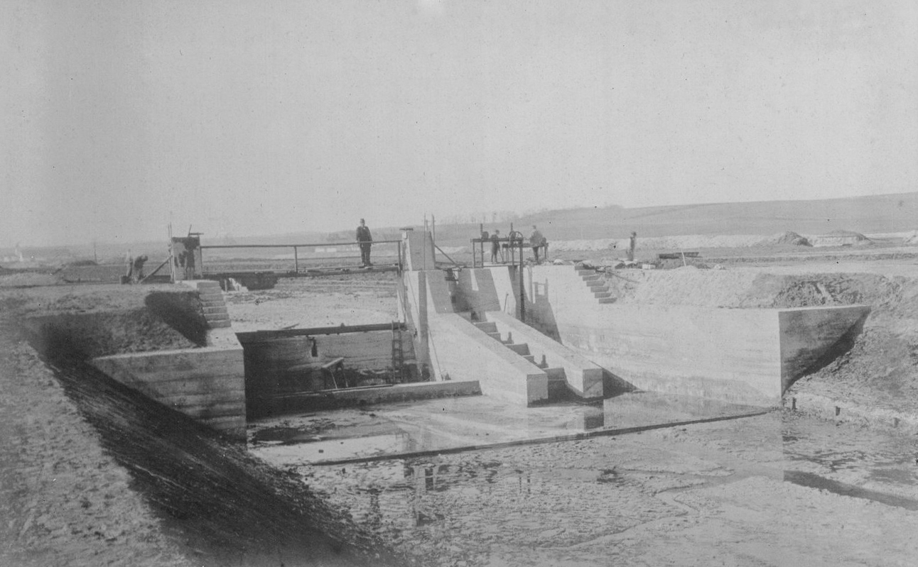 Bauarbeiten am Flutwehr bei Reckmühle